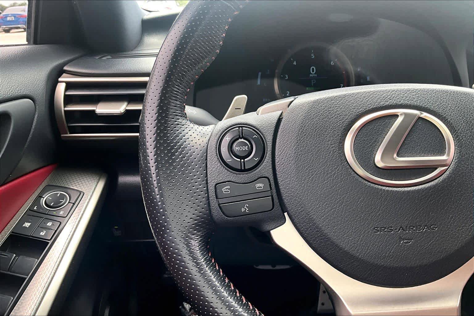 Used 2016 Lexus IS 200t w/ F Sport Package RWD image 21