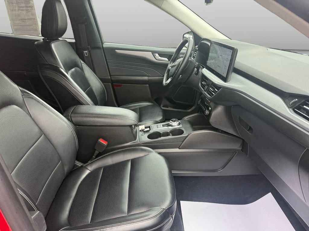 Used 2024 Ford Escape Platinum AWD/4WD image 15