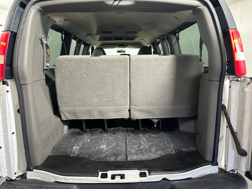 Used 2014 Chevrolet Express 2500 LT w/ LT Preferred Equipment Group RWD image 6