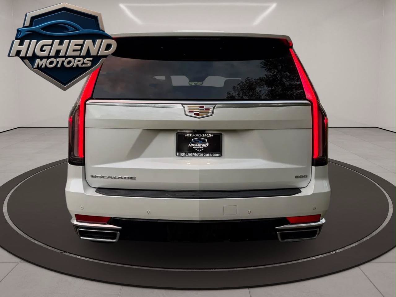 Used 2022 Cadillac Escalade Premium Luxury w/ Performance Package AWD/4WD image 5