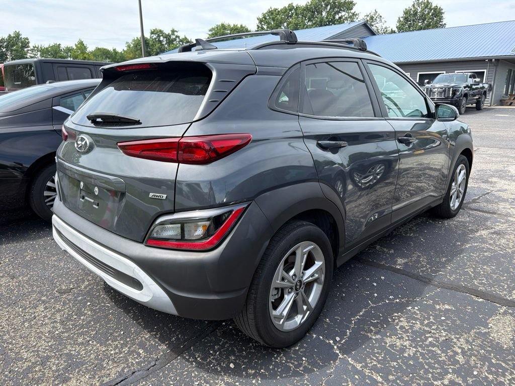 Used 2023 Hyundai Kona SEL AWD/4WD image 7