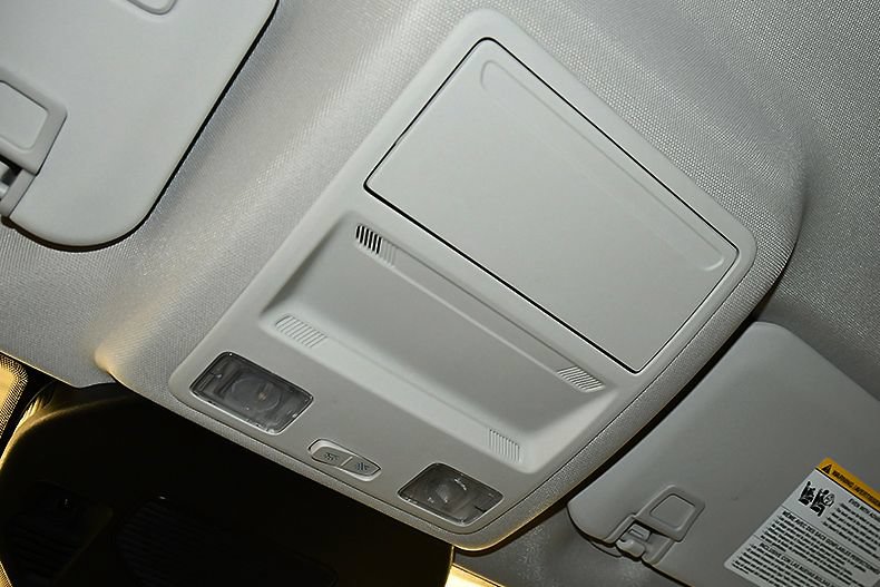 Used 2025 Ford Escape Platinum AWD/4WD image 27