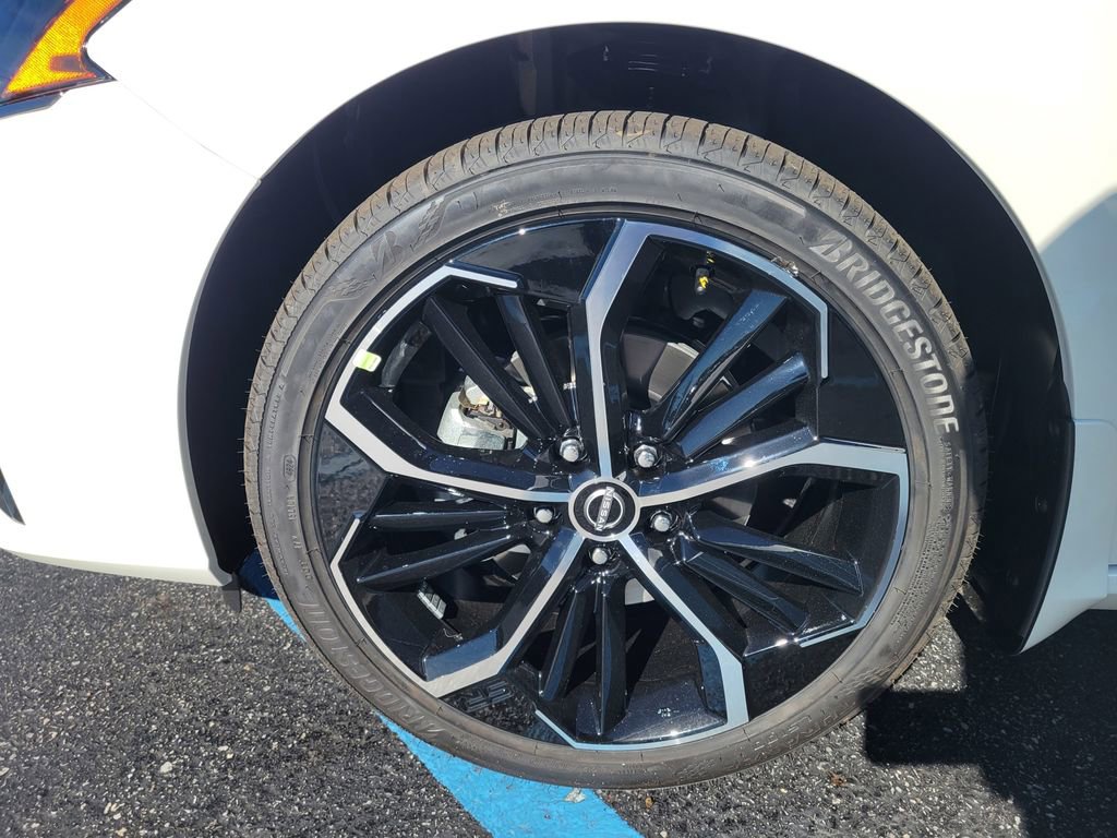 New 2025 Nissan Altima 2.5 SR w/ SR Premium Package image 13