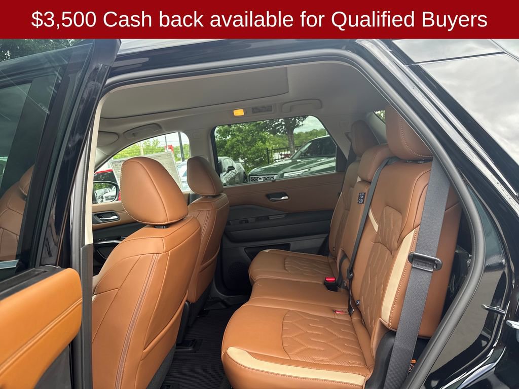New 2026 Nissan Pathfinder Platinum AWD/4WD image 26