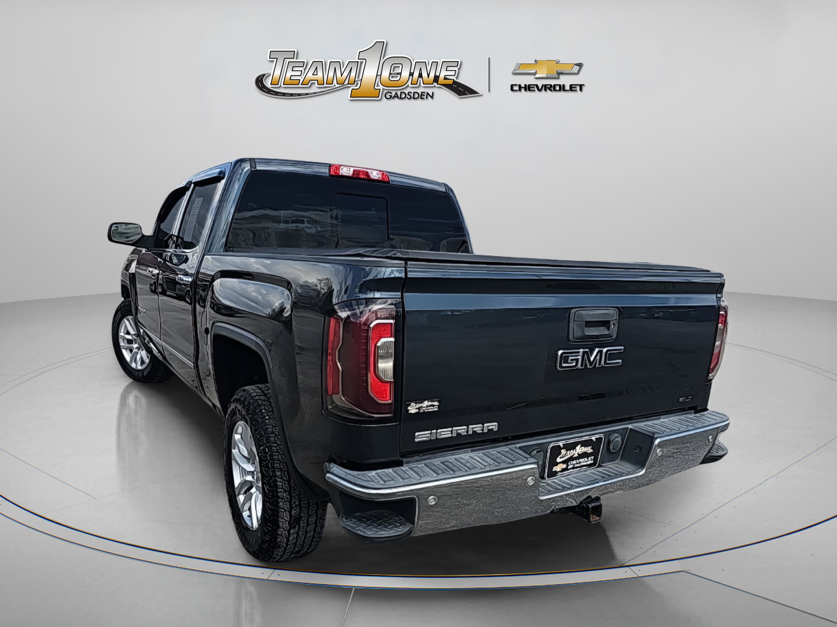 Used 2018 GMC Sierra 1500 SLT w/ Enhanced Driver Alert Package image 12