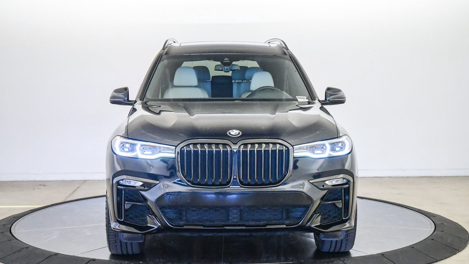 Used 2021 BMW X7 M50i w/ Executive Package AWD/4WD image 7