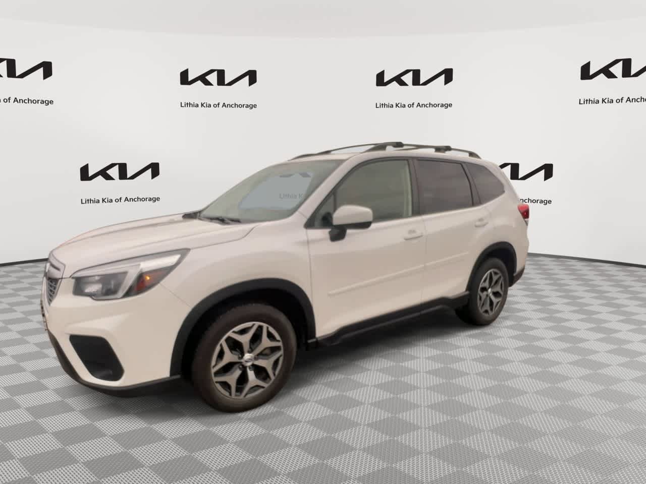 Used 2021 Subaru Forester Premium AWD/4WD image 6