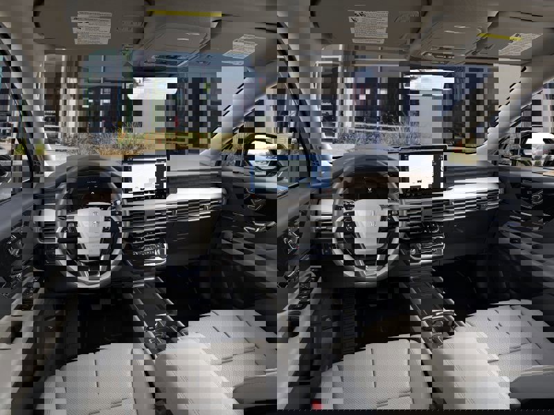 New 2025 Lincoln Corsair Grand Touring w/ Equipment Group 302A image 31