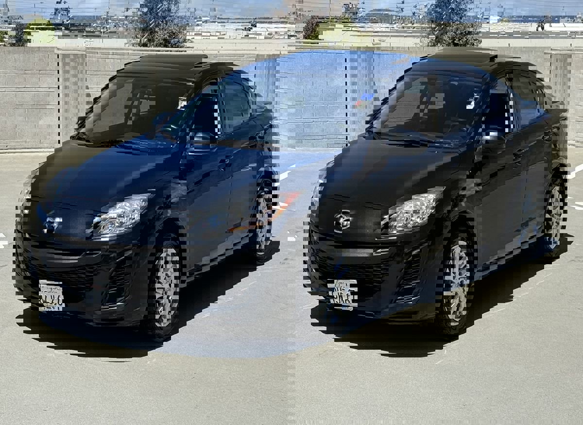 Used 2011 MAZDA MAZDA3 i Touring image 14