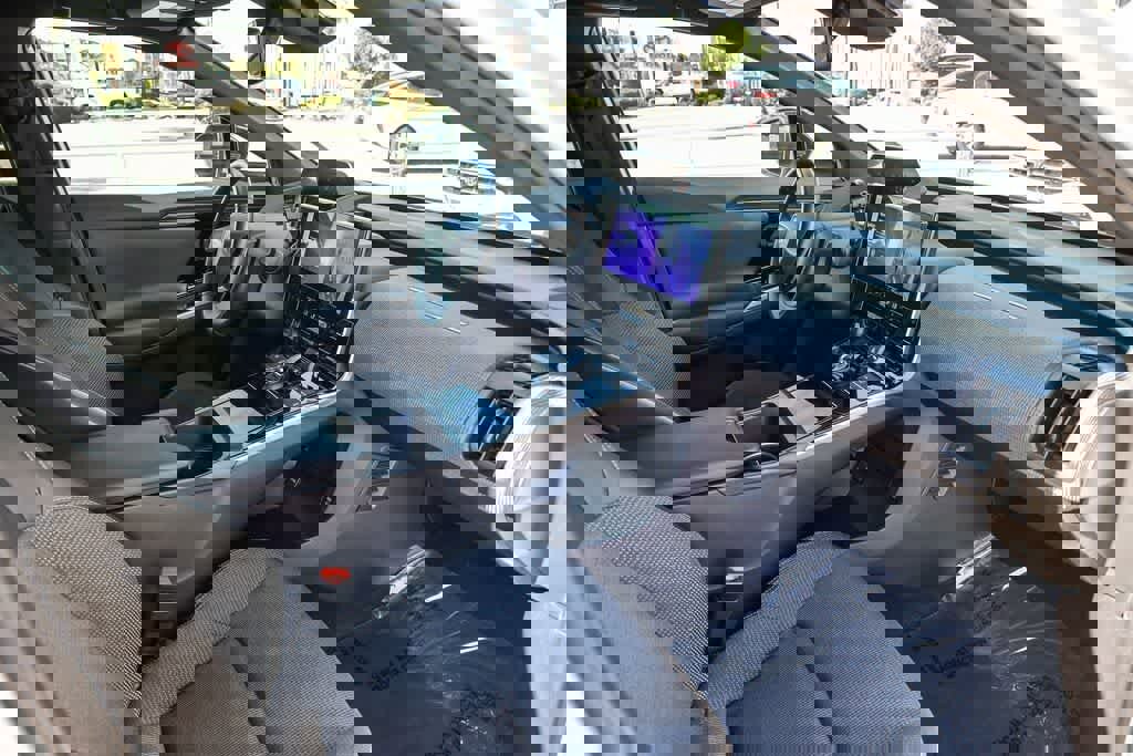 Used 2023 Toyota bZ4X XLE w/ Weather Package image 15