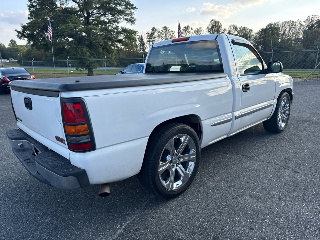 Used 1999 GMC Sierra 1500 SLE image 4