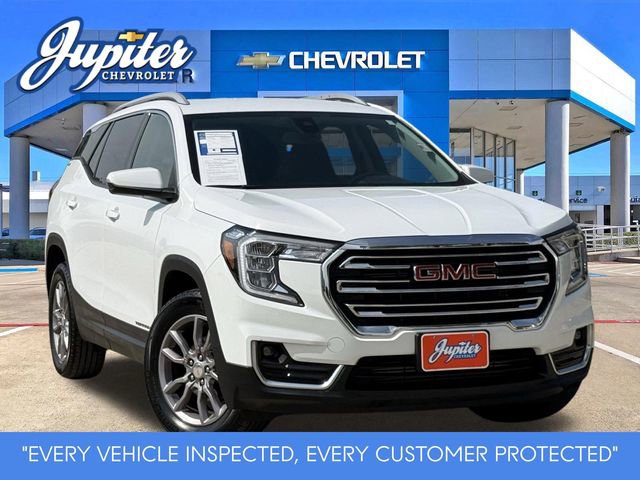 Used 2024 GMC Terrain SLT image 1