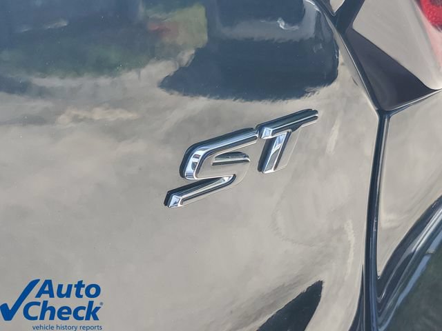 Certified 2024 Buick Encore GX Sport Touring w/ Advanced Technology Package FWD image 9