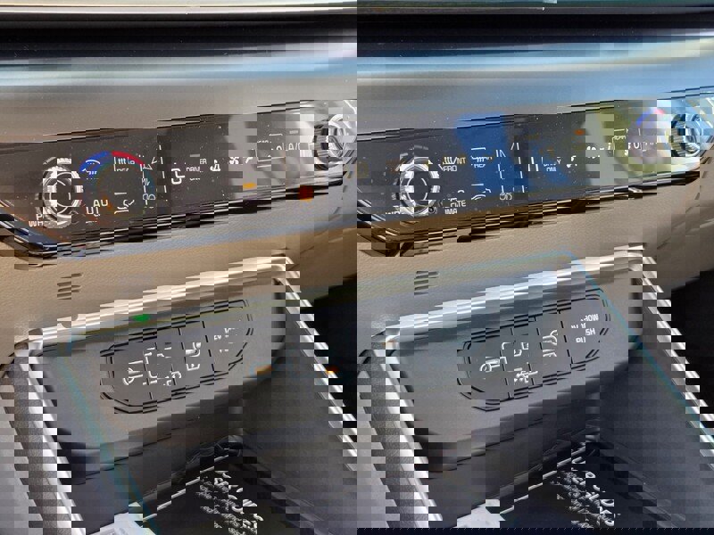 New 2026 Kia Carnival LXS image 14