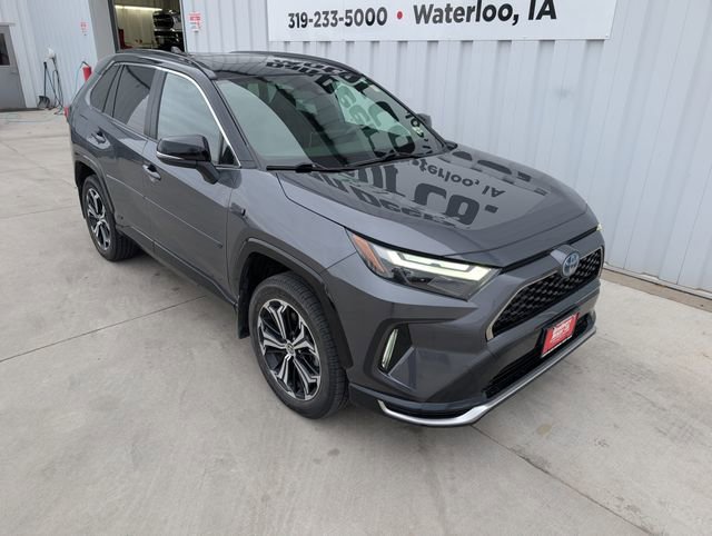 Used 2022 Toyota RAV4 XSE w/ Weather Package image 7