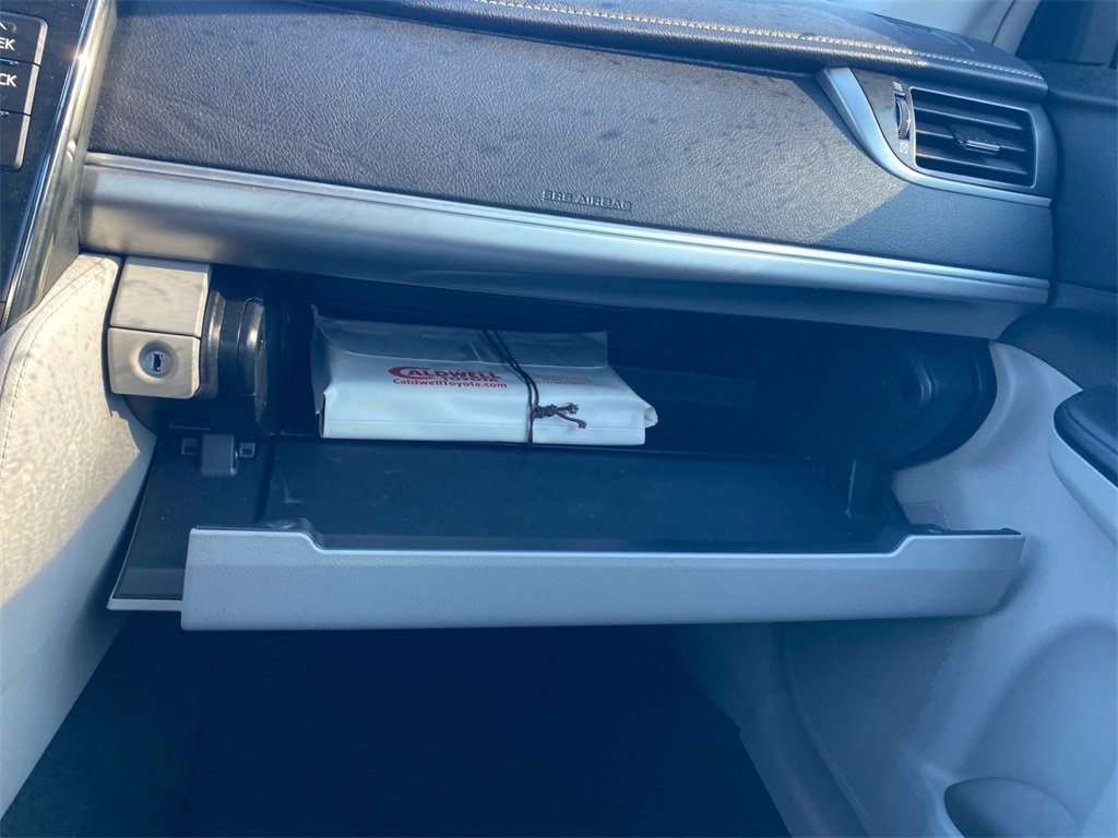 Used 2014 Toyota Camry LE image 17