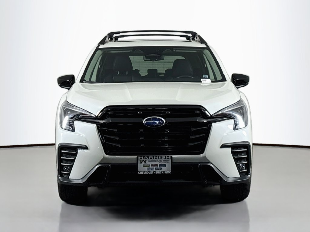 Used 2025 Subaru Ascent Bronze Edition w/ Onyx Package AWD/4WD image 2