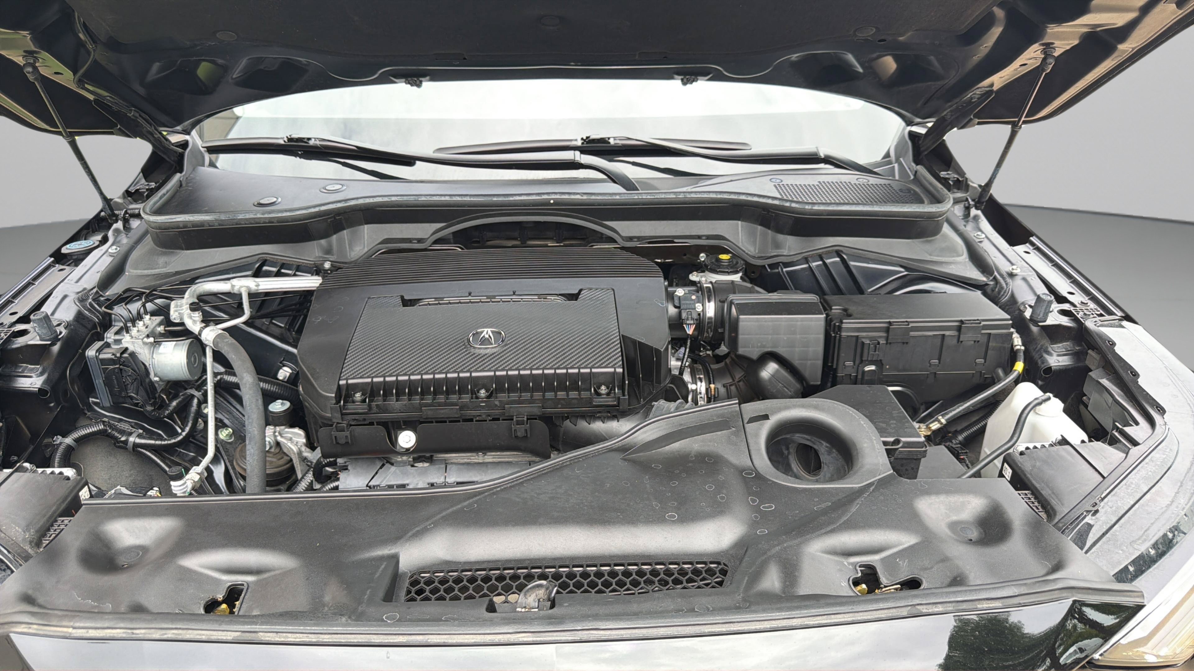Used 2025 Acura MDX w/ Technology Package FWD image 27