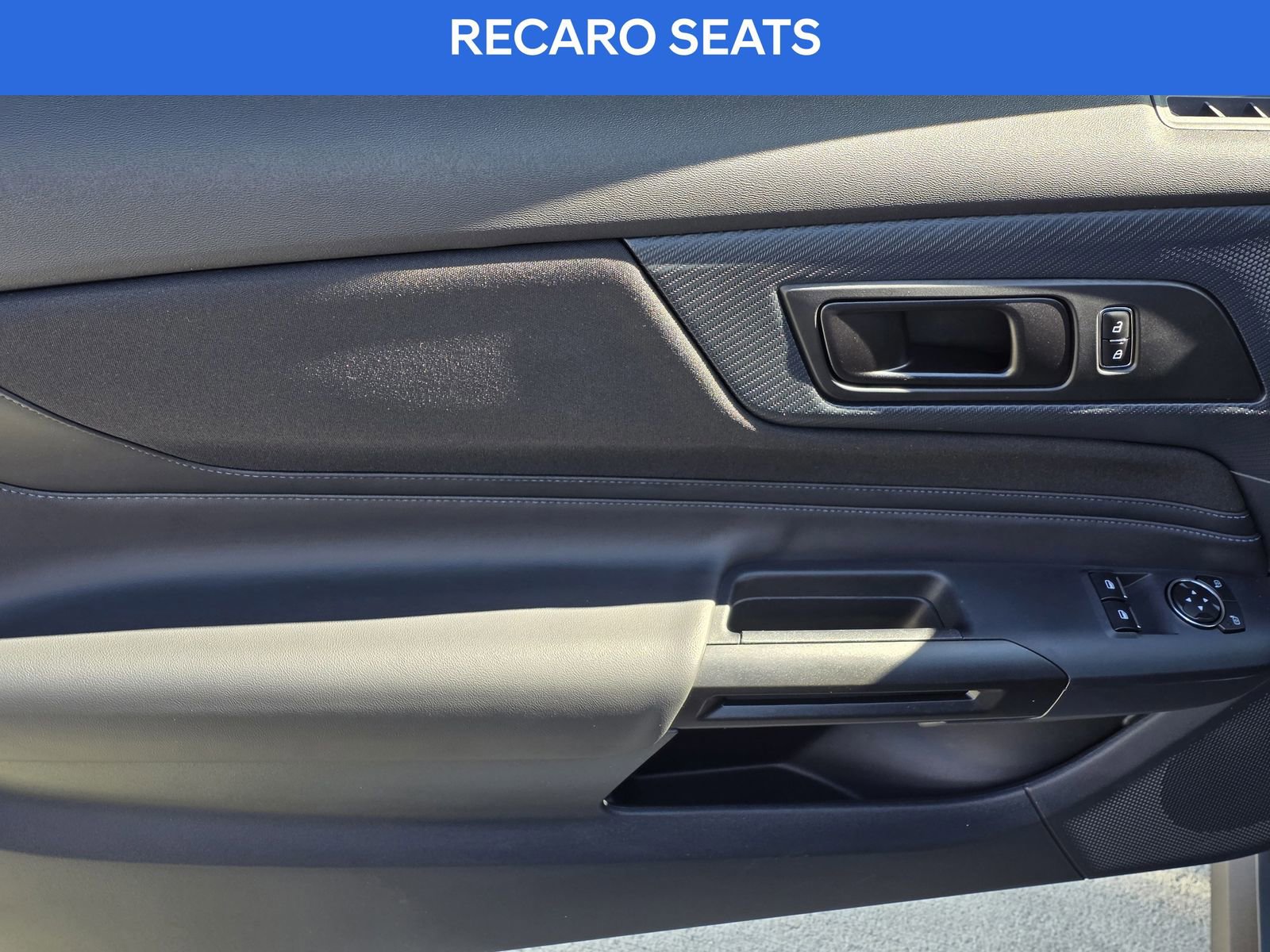 Used 2024 Ford Mustang Dark Horse image 19