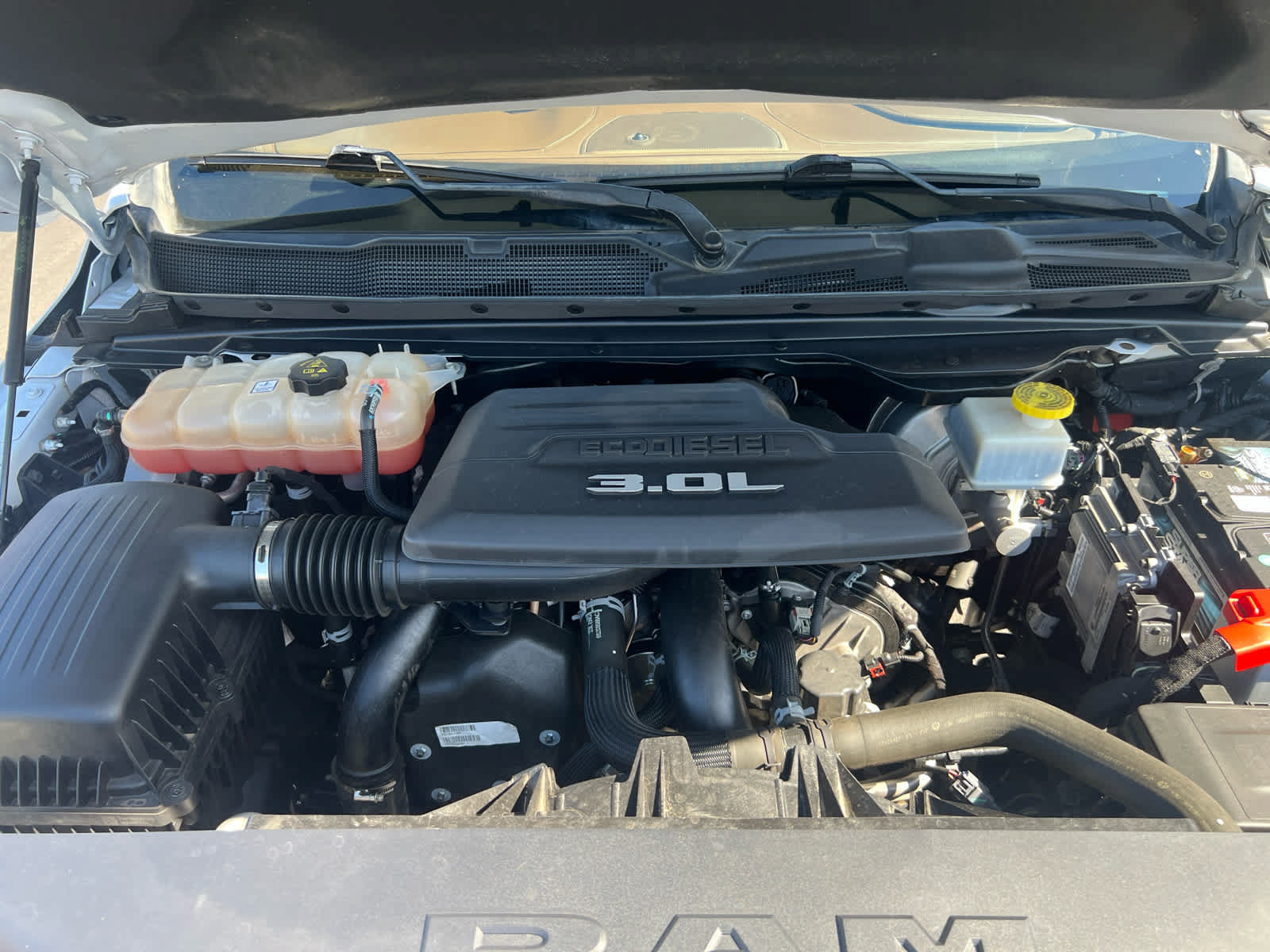 Used 2021 RAM 1500 Limited AWD/4WD image 3