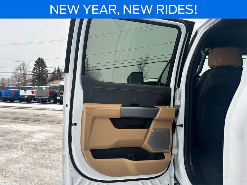 New 2026 Ford F250 Lariat w/ Black Appearance Package image 19