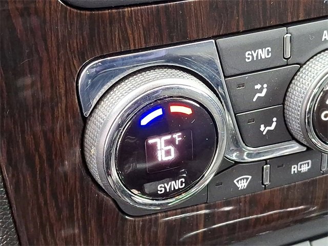 Used 2016 Chevrolet Traverse LT image 20