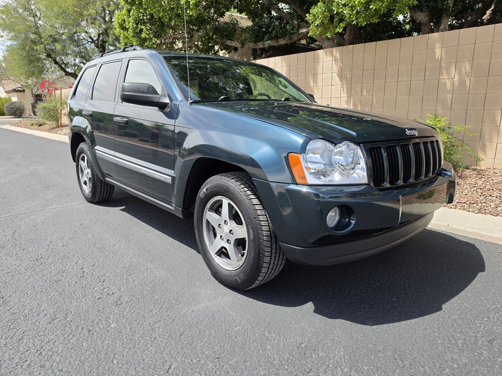 Used 2005 Jeep Grand Cherokee Laredo