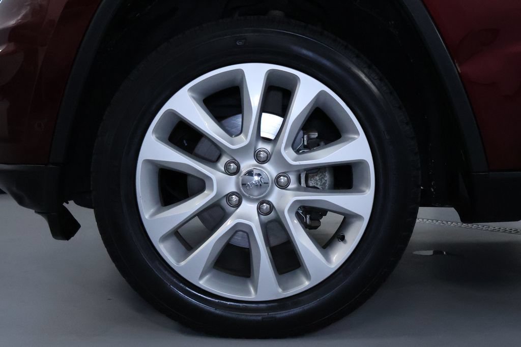 Used 2017 Jeep Grand Cherokee Limited w/ Luxury Group II AWD/4WD image 41