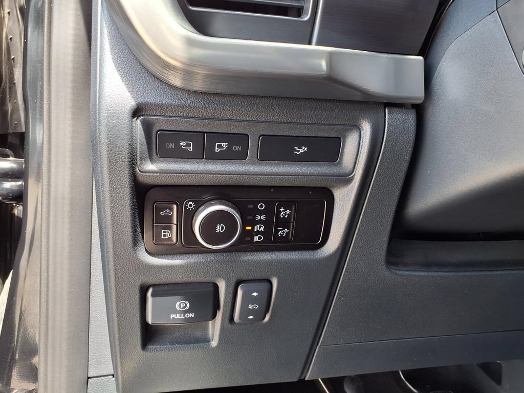 Used 2023 Ford F150 Lariat w/ Equipment Group 502A High AWD/4WD image 27