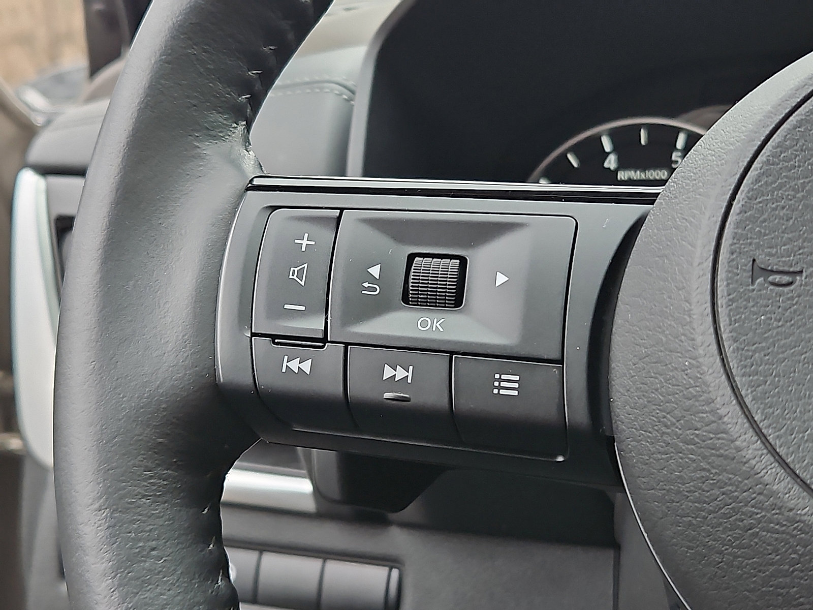 Certified 2021 Nissan Rogue SL w/ Premium Package image 21