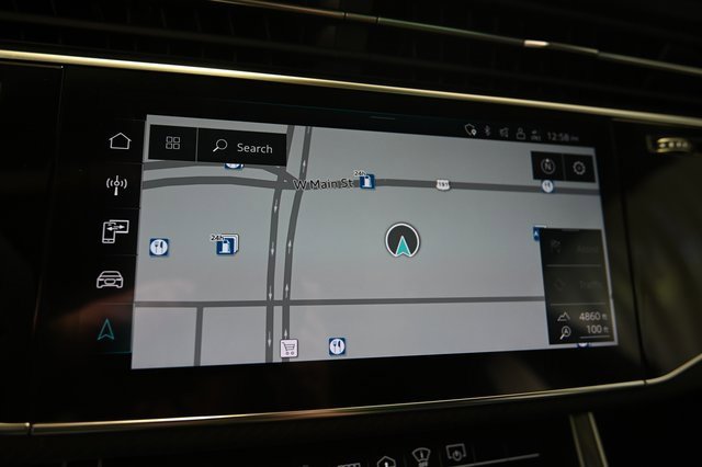 Used 2024 Audi RS Q8 image 6