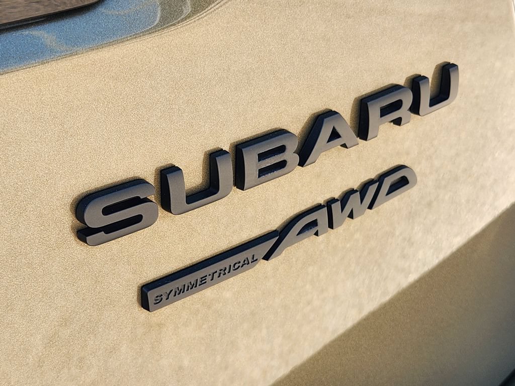 Used 2025 Subaru Outback Onyx Edition AWD/4WD image 12