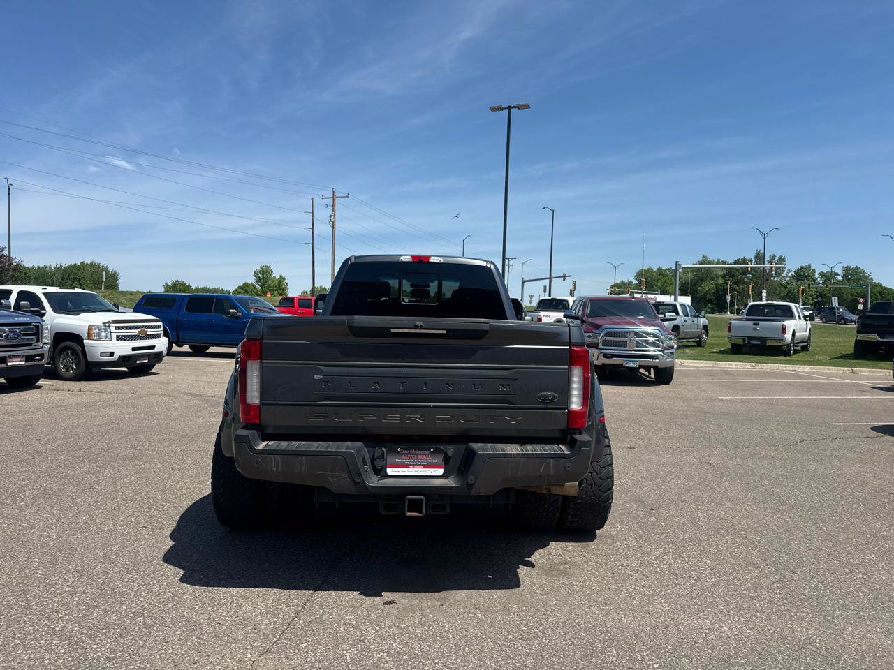 Used 2017 Ford F350 Platinum w/ Platinum Ultimate Package AWD/4WD image 4