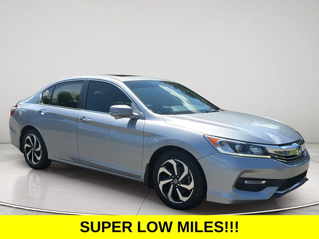 Used 2017 Honda Accord EX-L video 1
