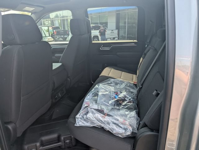 New 2026 GMC Sierra 2500 SLE w/ SLE Value Package; AWD/4WD image 10