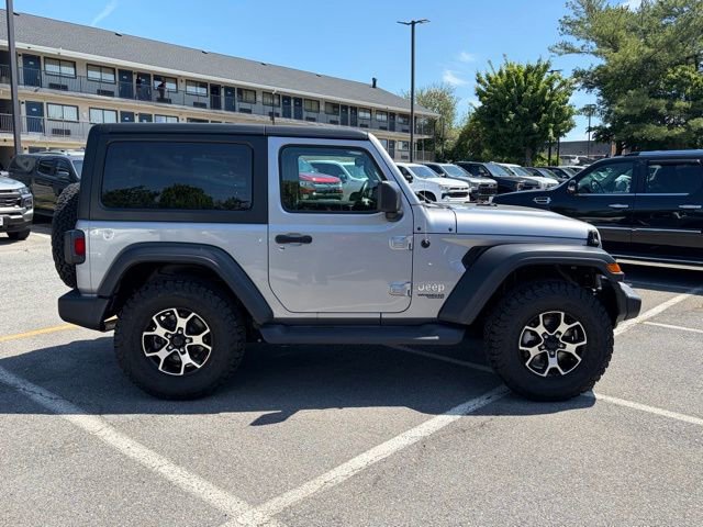 Used 2020 Jeep Wrangler Sport AWD/4WD image 9