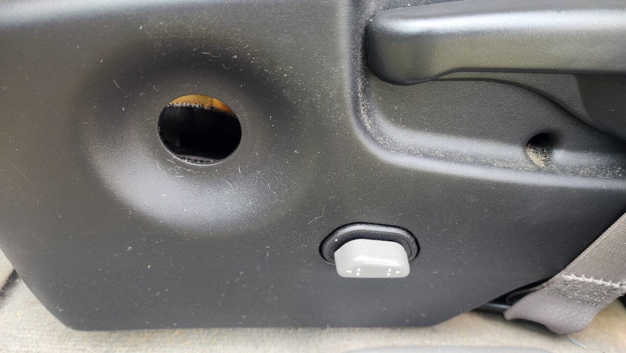 Used 2004 Chevrolet Venture LT FWD image 44