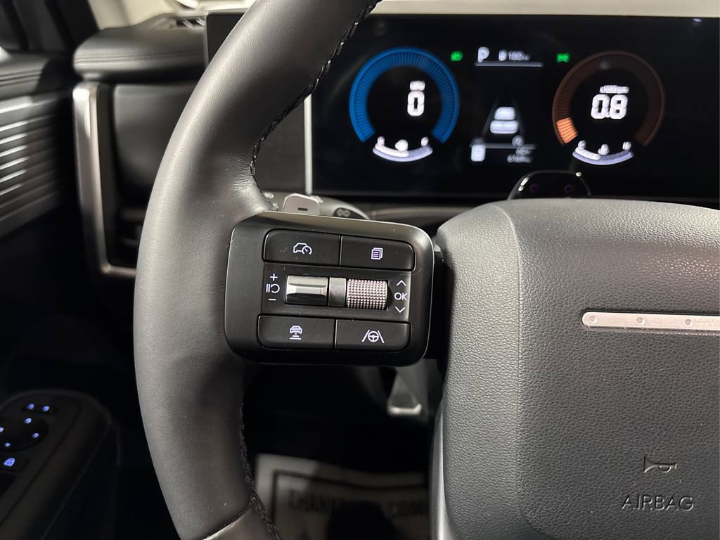 Used 2025 Hyundai Santa Fe SEL image 27