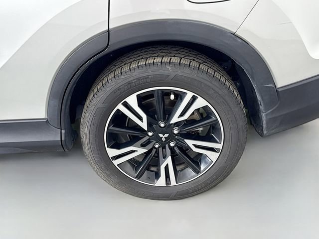 Used 2023 Mitsubishi Eclipse Cross SE image 38