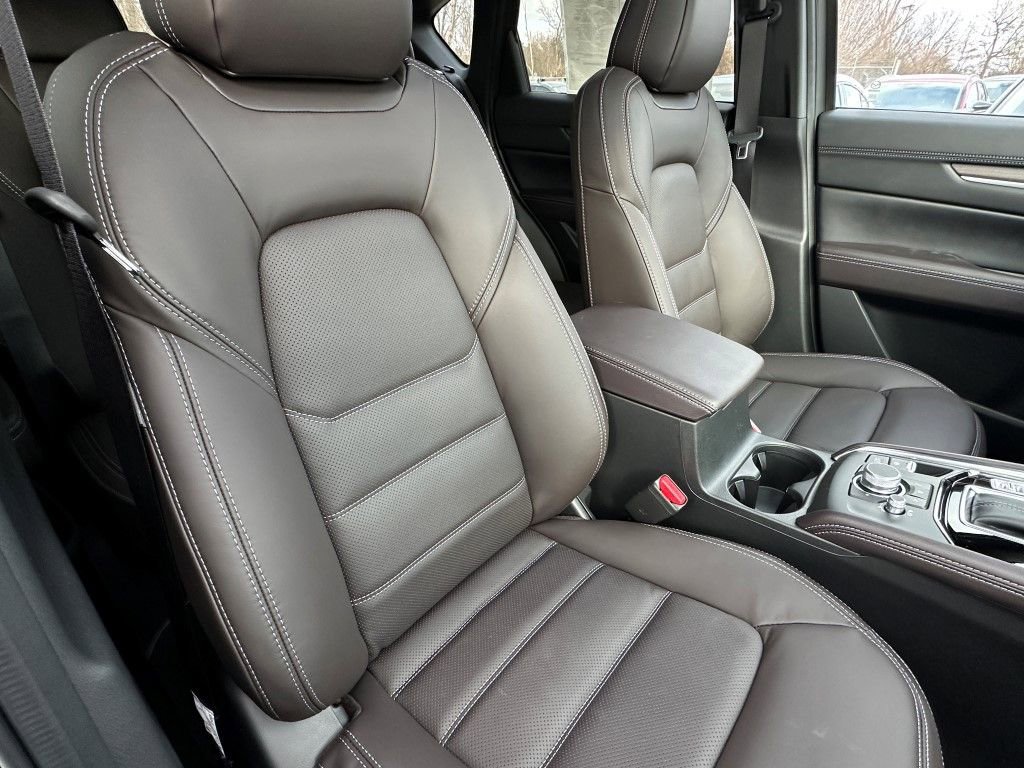 New 2025 MAZDA CX-5 Signature image 8