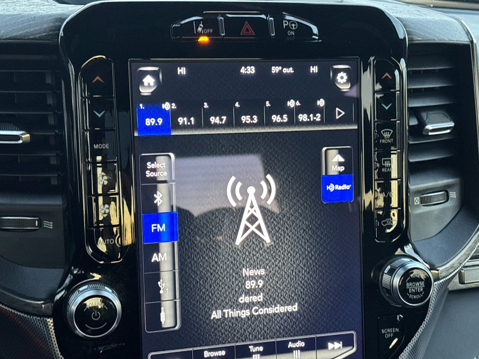 Used 2020 RAM 1500 Limited image 18