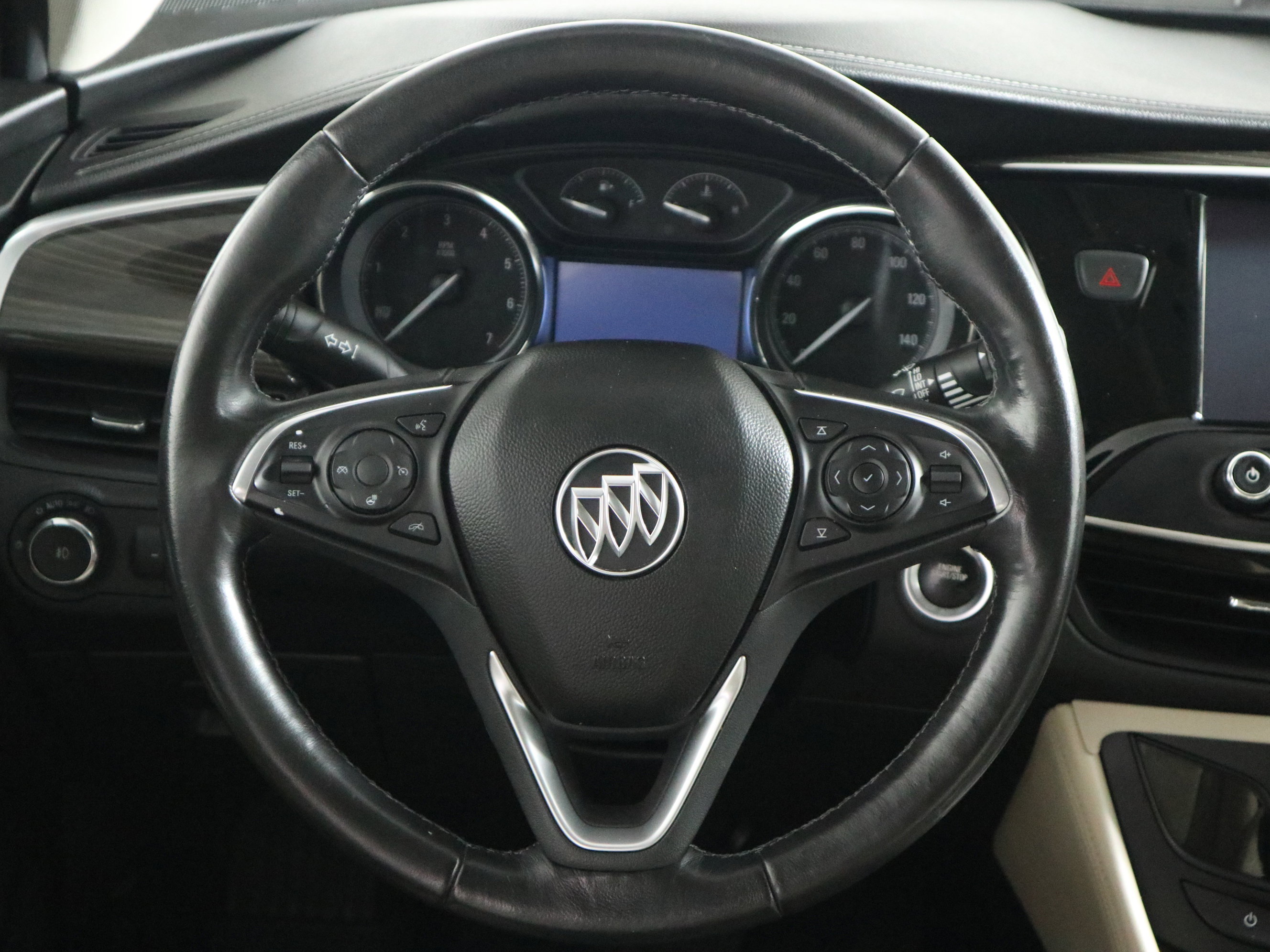 Used 2020 Buick Envision Essence image 16