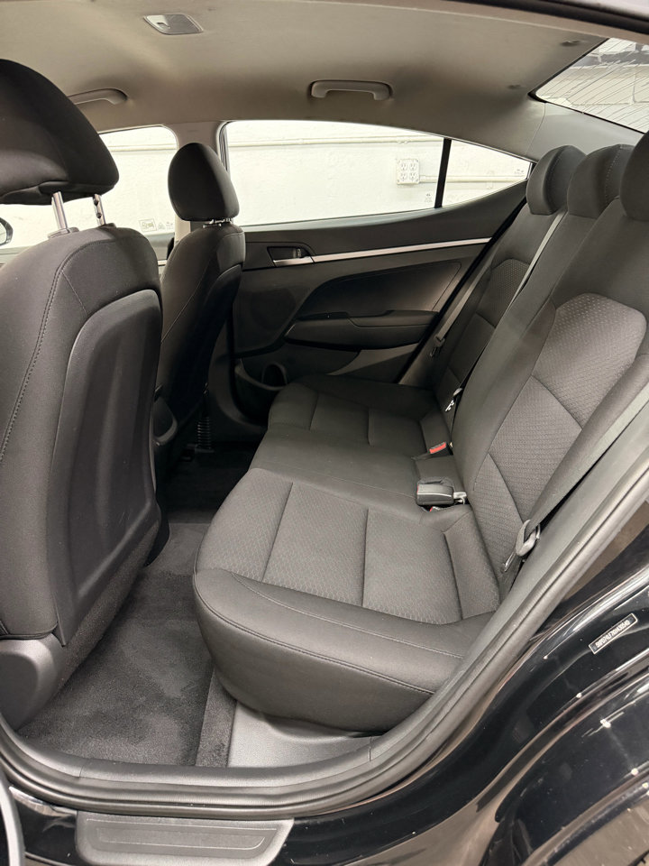 Used 2019 Hyundai Elantra SE w/ Cargo Package image 26
