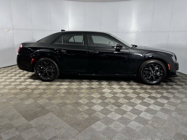 Used 2023 Chrysler 300 Touring L w/ Popular Equipment Group image 3