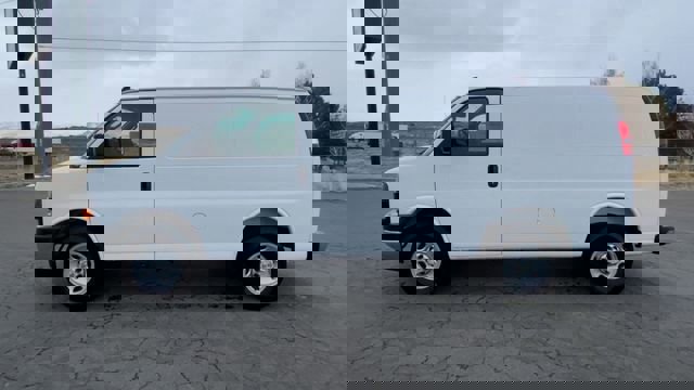 New 2025 Chevrolet Express 2500 w/ Driver Convenience Package image 5