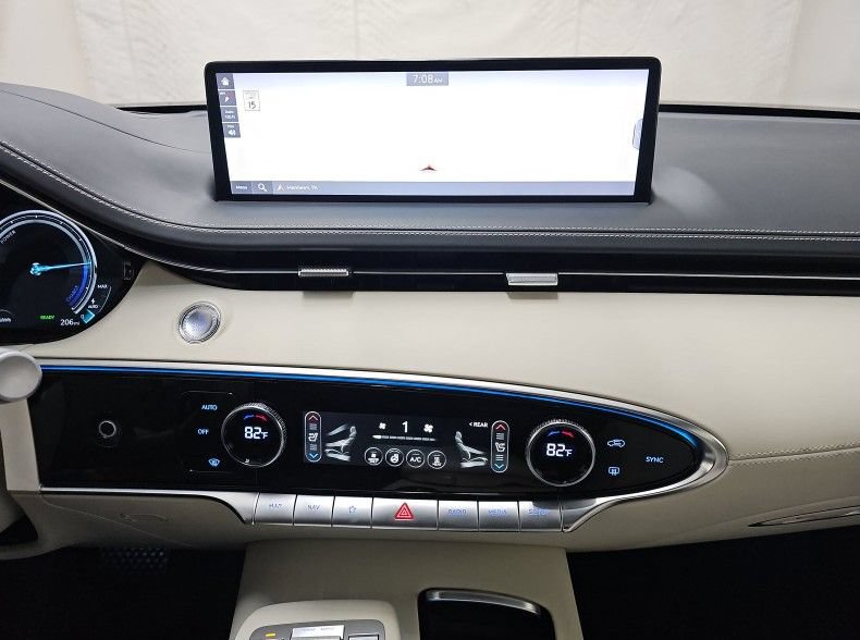 Used 2024 Genesis Electrified GV70 w/ Prestige Package AWD/4WD image 8