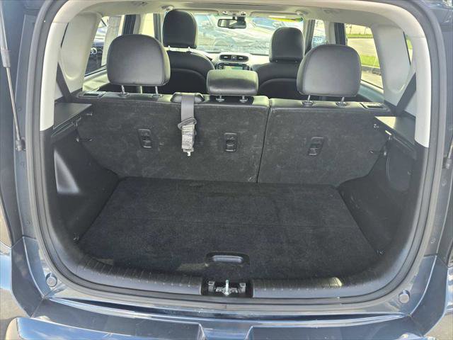 Used 2016 Kia Soul ! w/ Premium Package image 17