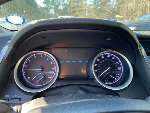 Used 2021 Toyota Camry XLE image 22