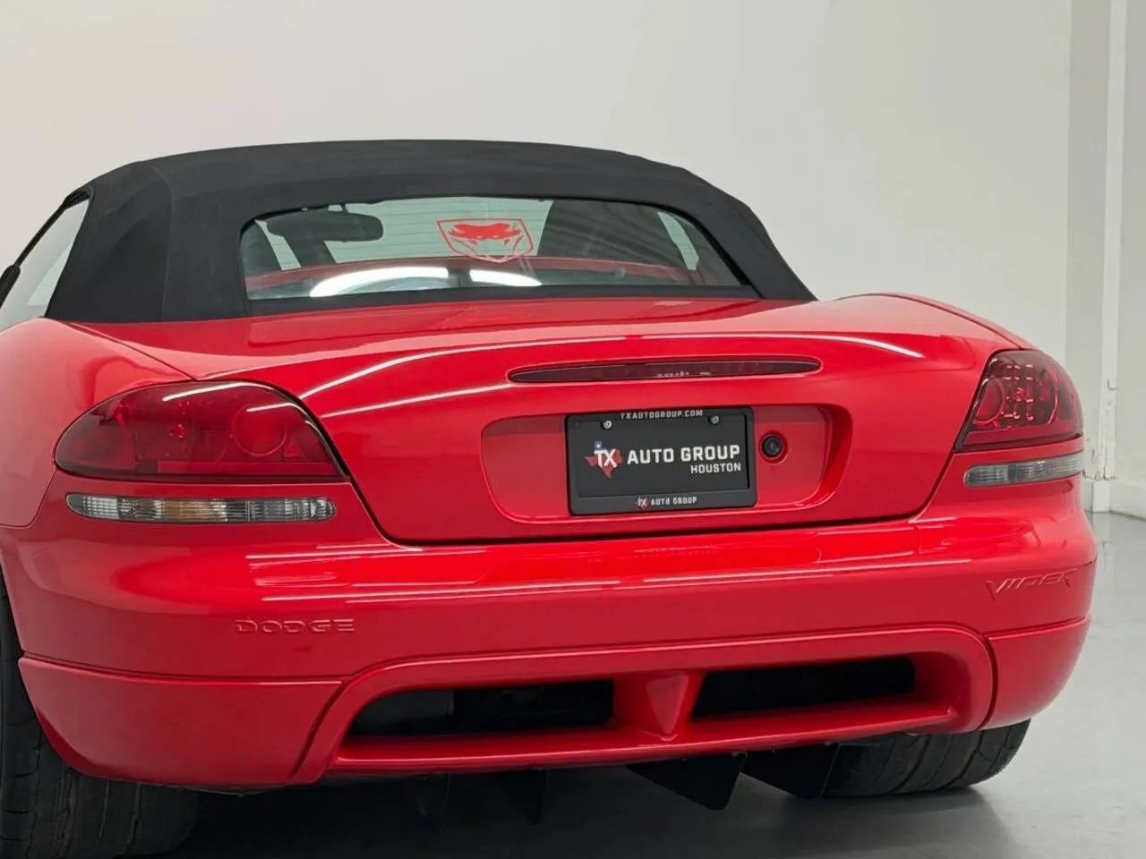 Used 2003 Dodge Viper SRT-10 RWD image 30