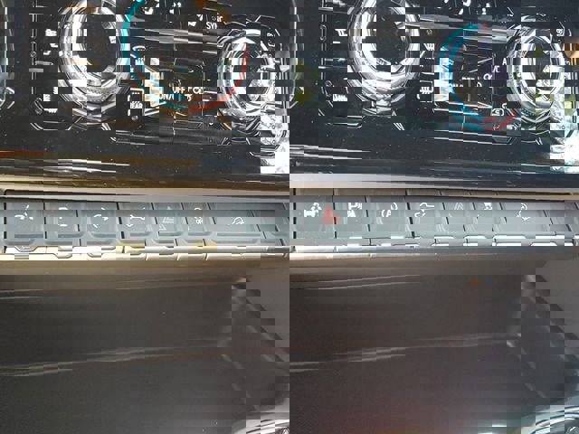 New 2026 GMC Sierra 1500 AT4 w/ Technology Package image 26